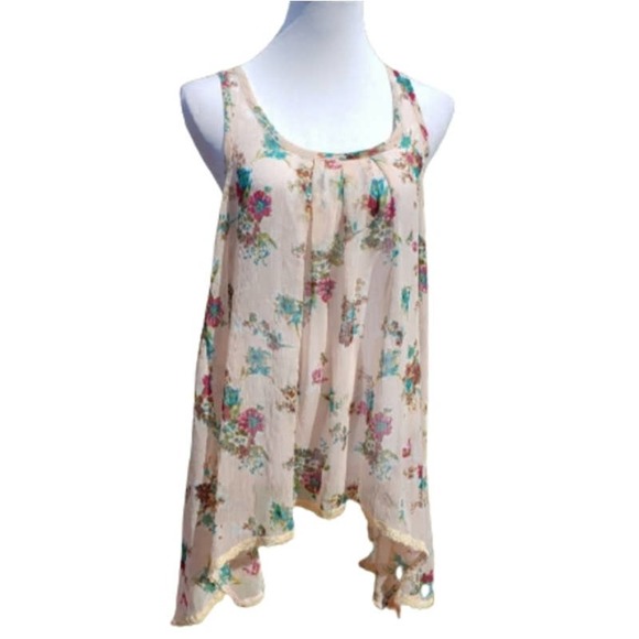 Steve Madden Tops - Tank Floral Pink Blush Sleeveless Sharkbite Cami Sz S STEVE MADDEN